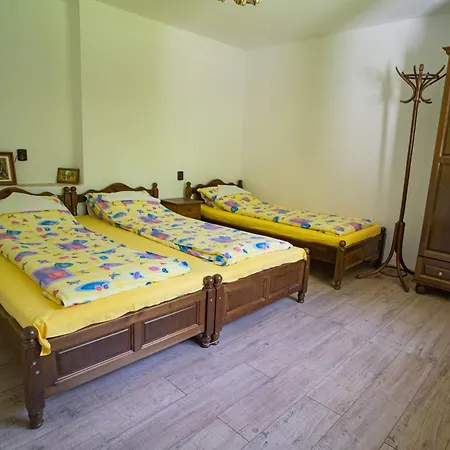 Neda's House * Cherven (Ruse)