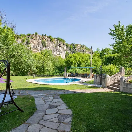 Neda's House 게스트하우스