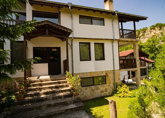 Neda's House Pensiune Cerven