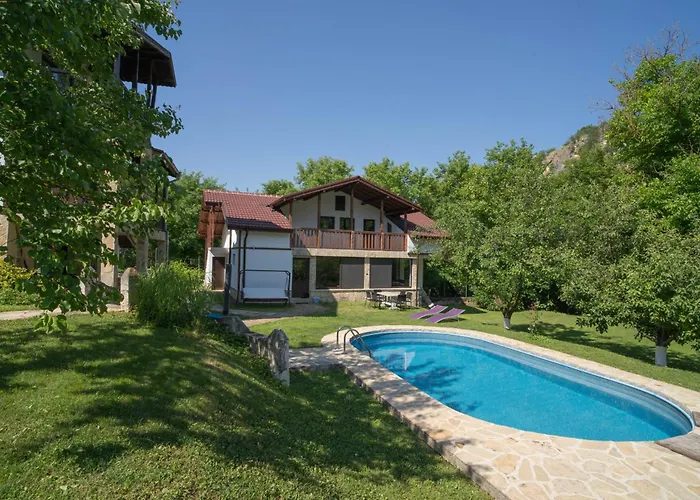 Pensiune Neda's House